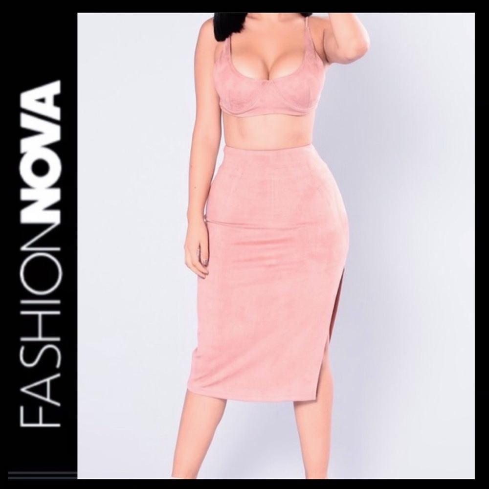 NWOT Fashion Nova Faux Suede Tube Skirt